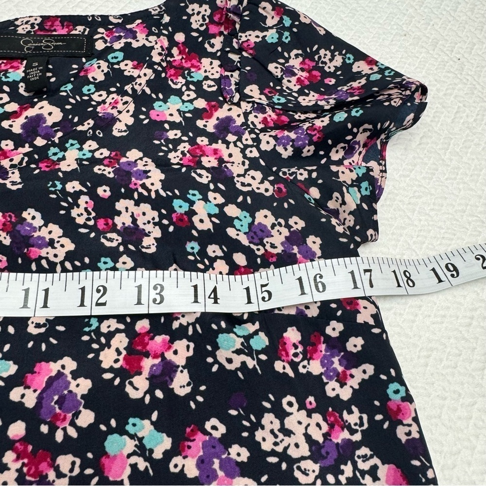 Jessica Simpson💜Black Floral Flutter Sleeve Round Neck Top Blouse Size S - Picture 8 of 10